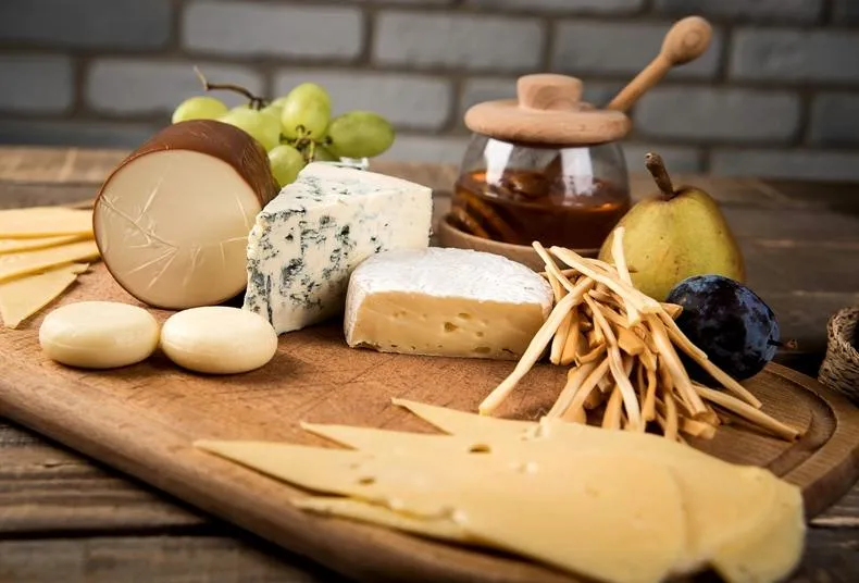 польза и вред сыра